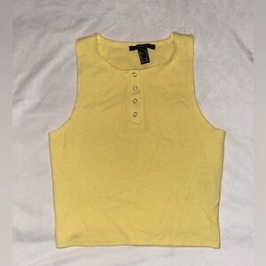 𝐅𝐨𝐫𝐞𝐯𝐞𝐫 𝟐𝟏 𝐋𝐚𝐫𝐠𝐞 𝐘𝐞𝐥𝐥𝐨𝐰 𝐂𝐥𝐚𝐬𝐩 𝐁𝐮𝐭𝐭𝐨𝐧 𝐓𝐚𝐧𝐤 𝐓𝐨𝐩 - 𝐍𝐞𝐯𝐞𝐫 𝐖𝐨𝐫𝐧